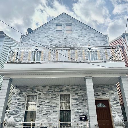 3 Bedrooms In 2Nd Floor Modern Brooklyn Home, Close To J Train Нью-Йорк Екстер'єр фото