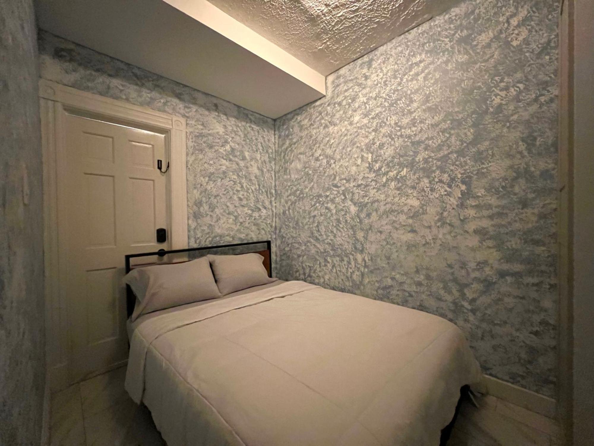 3 Bedrooms In 2Nd Floor Modern Brooklyn Home, Close To J Train Нью-Йорк Екстер'єр фото